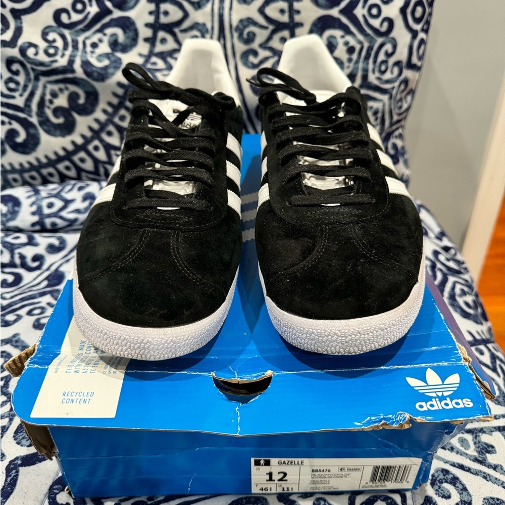 ADIDAS - Picture 2 of 7